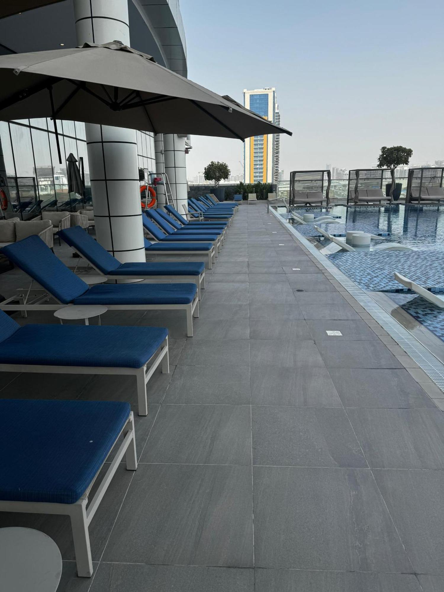 Adagio Jumeirah Village Triangle Dubai Buitenkant foto